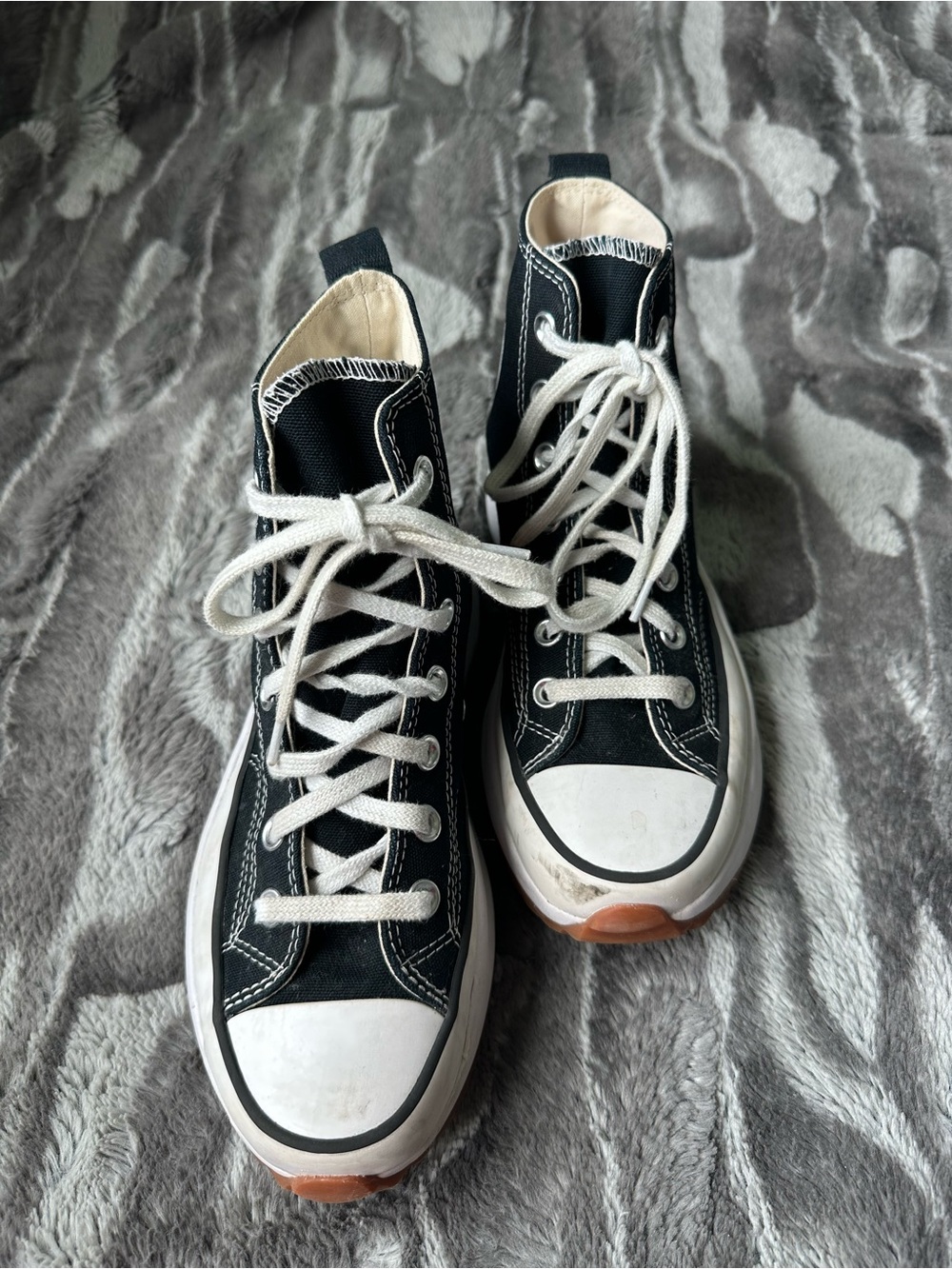 Converse Run Star Hime Sneaker